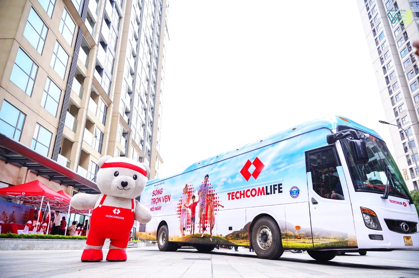 Bộ đôi TCGIns - TClife: Mảnh ghép chiến lược trong hệ sinh thái bảo hiểm Techcombank